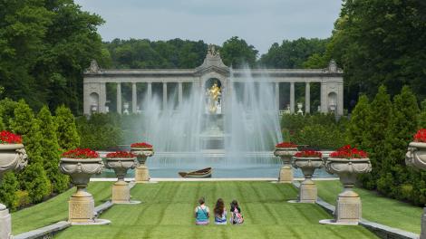The fountains at Nemours Estate