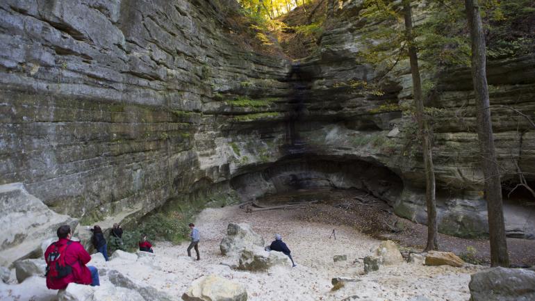 Exploring Starved Rock State Park in the Heritage Corridor in Illinois