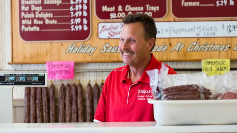 クナリズキッチンのレジ係