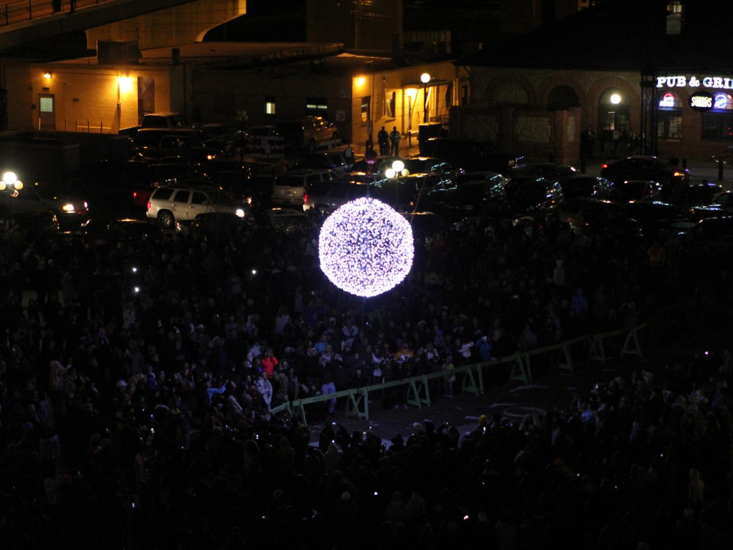 Crowds gathering as Cheyenne rings in the New Year