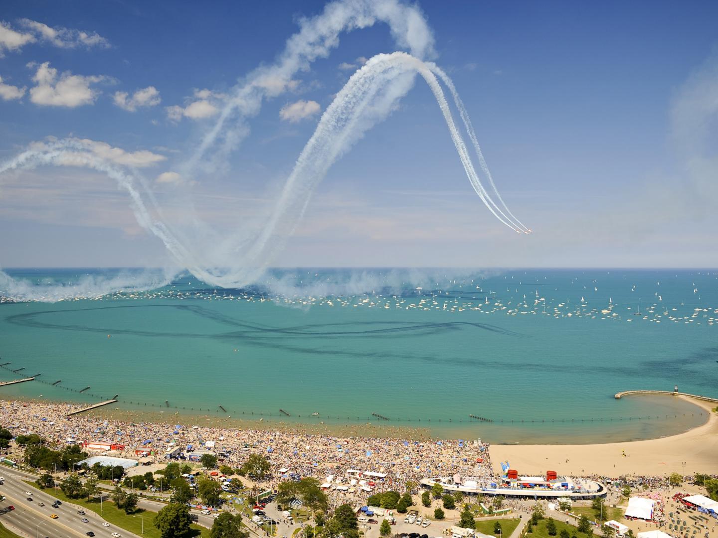 Aircraft performing acrobatic maneuvers for the Chicago Air & Water Show