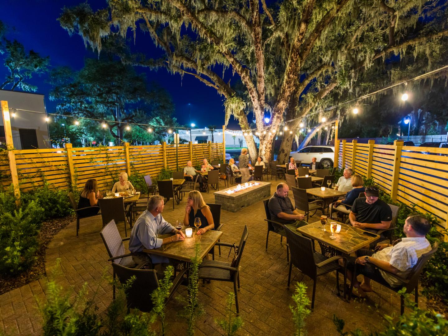 Dining on the patio at Lagniappe restaurant in Amelia Island, Florida