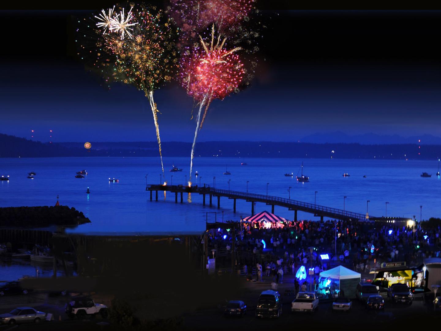 4th of July Fireworks in Washington's Seattle Southside