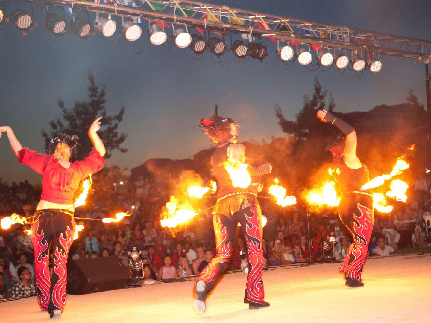 Artistes à l’I-Fest International Festival & Wines of the World de Rancho Cordova, Californie