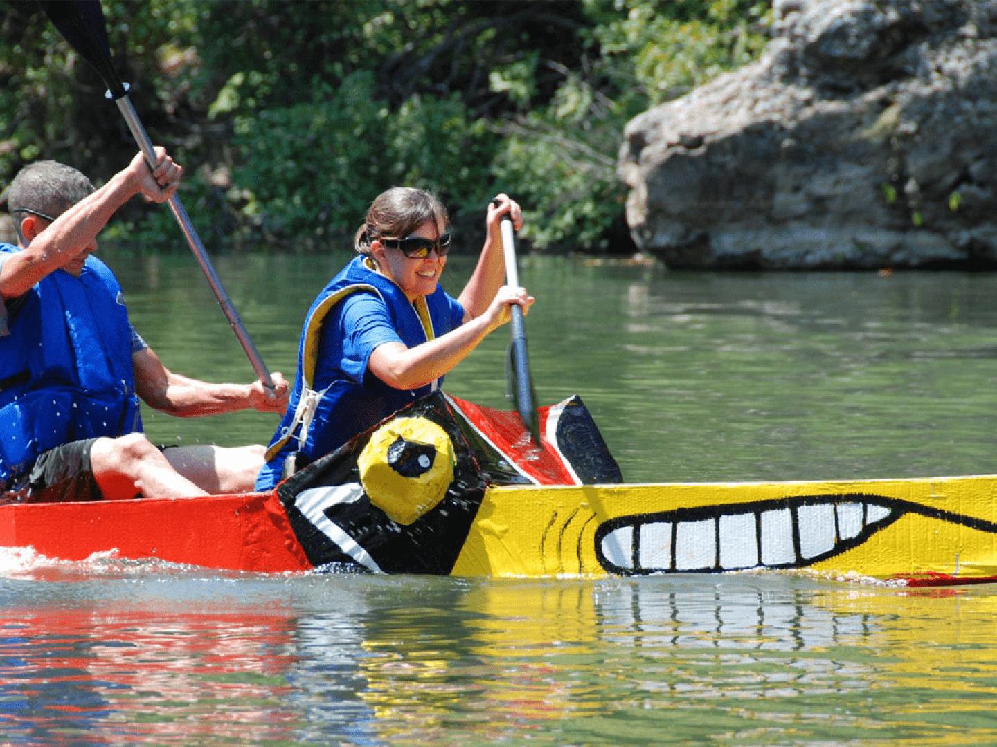 ミズーリ州ジョプリンにあるパドリング・ショール・クリーク