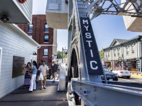 Sightseeing at the Mystic River Bascule Bridge