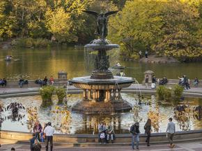 Fonte no Central Park, Cidade de Nova York Fonte no Central Park, Cidade de Nova York