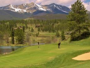 Vista de Tenmile Range en el Breckenridge Golf Club diseñado por Jack Nicklaus