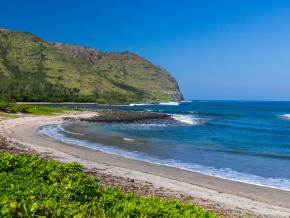 Hālawa Valley Beach Park on the eastern shore of Molokaʻi Hālawa Valley Beach Park on the eastern shore of Molokaʻi