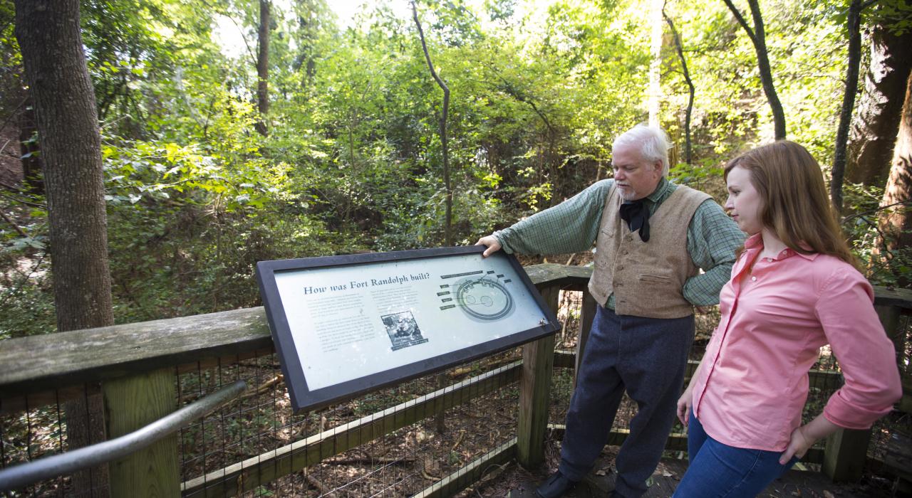 Recorrido de Forts Randolph and Buhlow State Historic Site en Pineville, Luisiana 