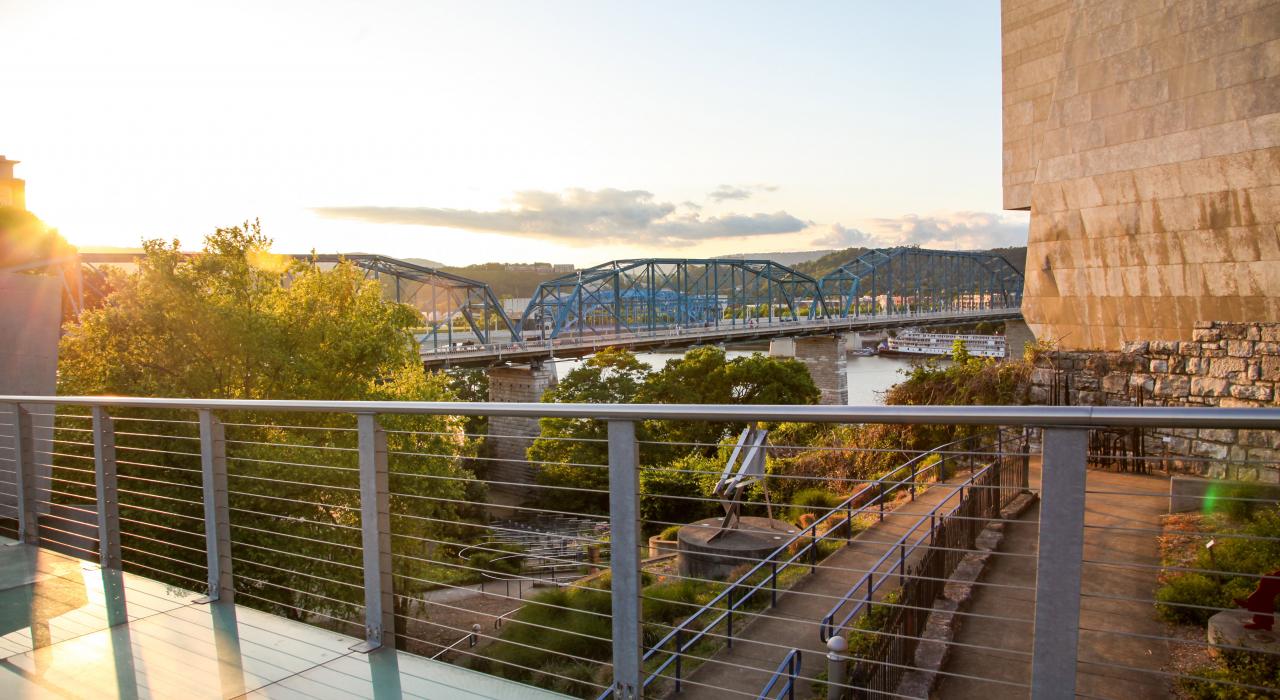 Vista desde la pasarela en el Hunter Museum of American Art en Chattanooga