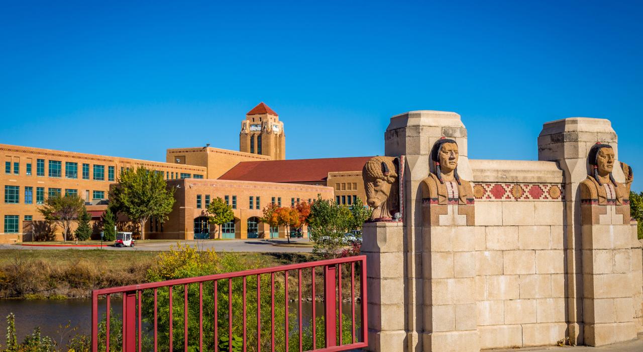 Ornate sculptures on the Minisa Bridge reflecting Native American culture