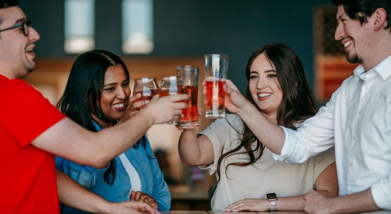 Dégustation de bières locales à Movement Brewing Co. dans le Barrel District, quartier de prédilection des amateurs de boissons artisanales